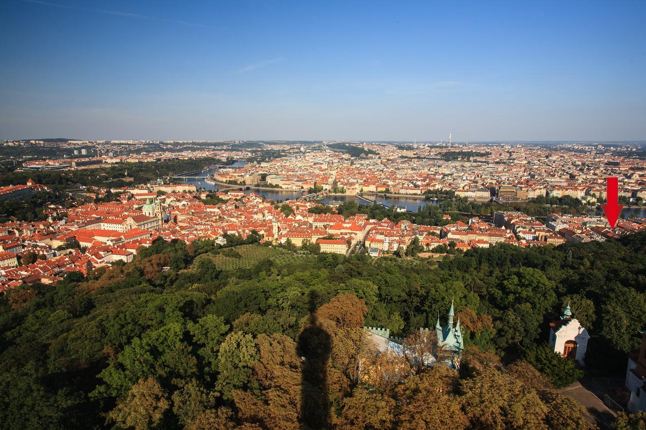 Prague Days - Luxurious Apartments Lesser Town Buitenkant foto